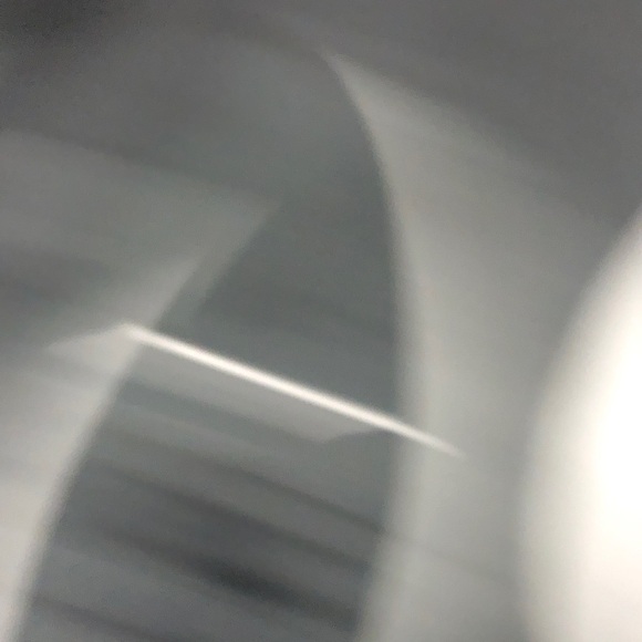 Women’s Sz 7D Black & White Bondi 9 Hoka Sneakers - Picture 6 of 6